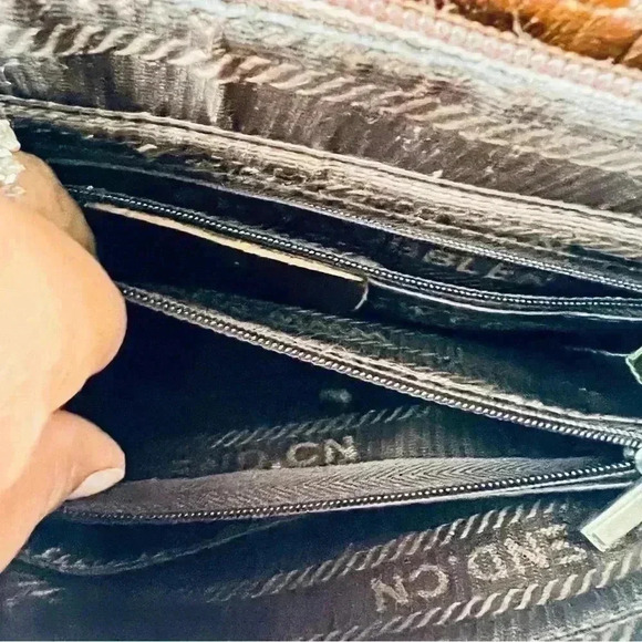 BAG Cobbler Legend Leather  Crossbody Bag brown Single Tab Zip Closure - Picture 6 of 16